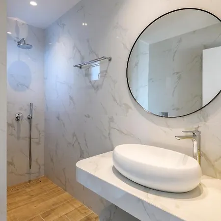 Blueisla Sea View A דירה *